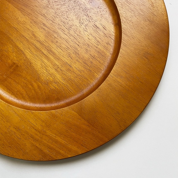 Banana Republic Teak Wood Finish Plate Charger - Picture 4 of 12